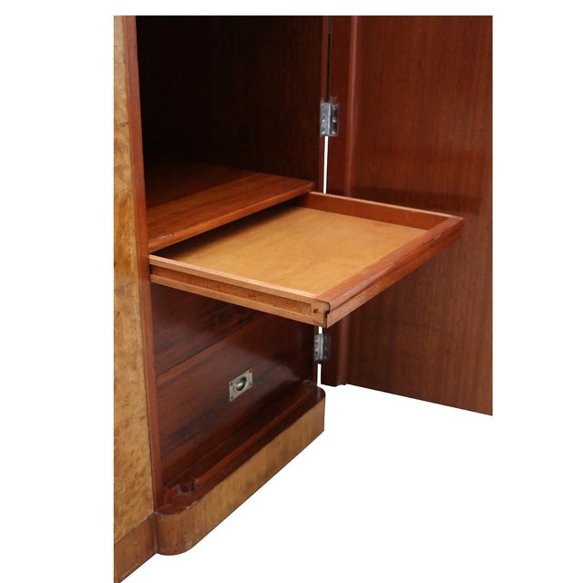 English Art Deco Blonde Walnut Triple Breakfront Wardrobe, 1930 For Sale - Image 13 of 14