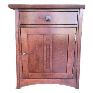 Stickley Highlands 1-Drawer Door Nightstand For Sale