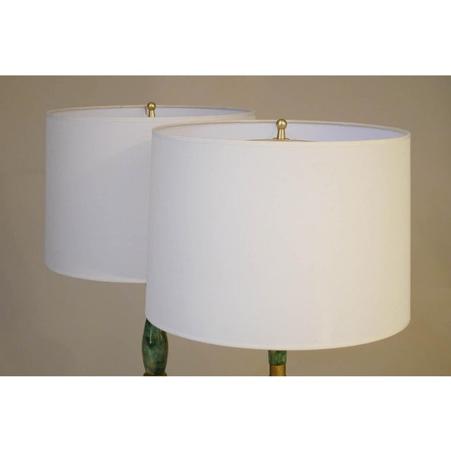 Matching Pair Large Neoclassic Hollywood Regency Modern Green Malachite Marble Urn Style Column Table Lamps 1960's Italy For Sale - Image 11 of 12