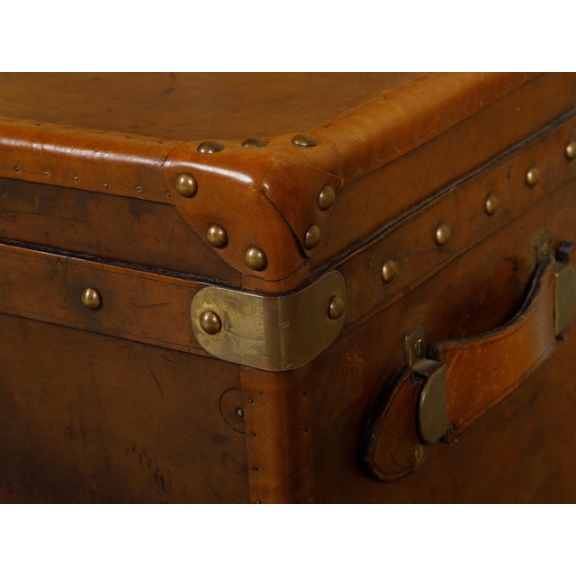 Metal English Turn of the Century Leather Trunk with Brass Accents and Monogram, 1900s For Sale - Image 7 of 12