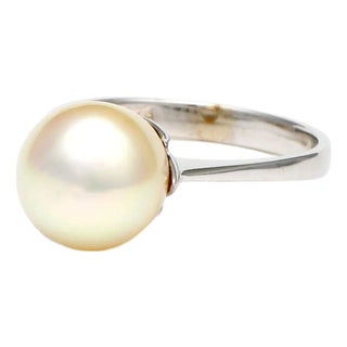 18KW Cultured Pearl Ring, size 8.5 For Sale