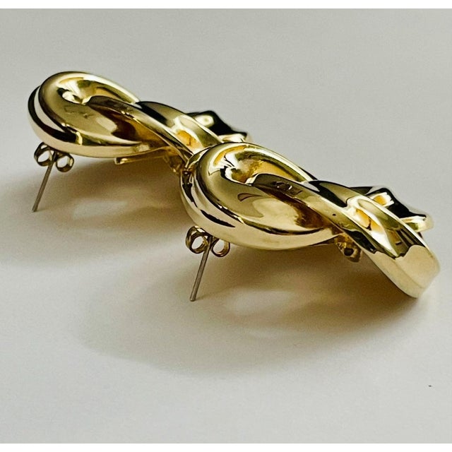 Large 1980s Runway Love Knot Earrings Pierced Sculptural Gold Tone Statement, A Pair For Sale - Image 6 of 10
