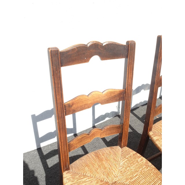 1950s Set of Four Antique French Country Brown Rush Ladderback Chairs For Sale - Image 5 of 18
