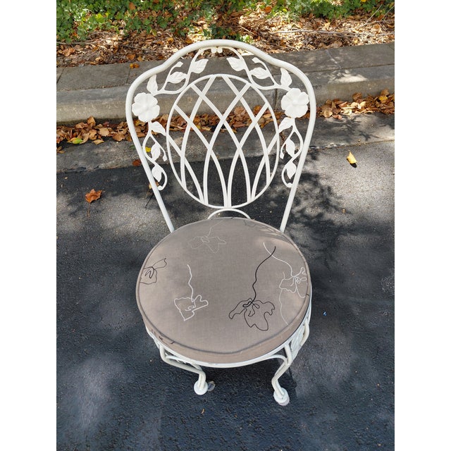 Vintage Hollywood Regency Metal and Glass Garden Dining Set, 5 Pieces For Sale In Atlanta - Image 6 of 8