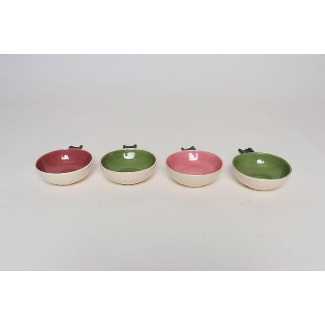 1950s Set of Four Vintage Green and Pink Ceramic Ramekins/Ashtrays by Charles Wilton For Sale - Image 5 of 16