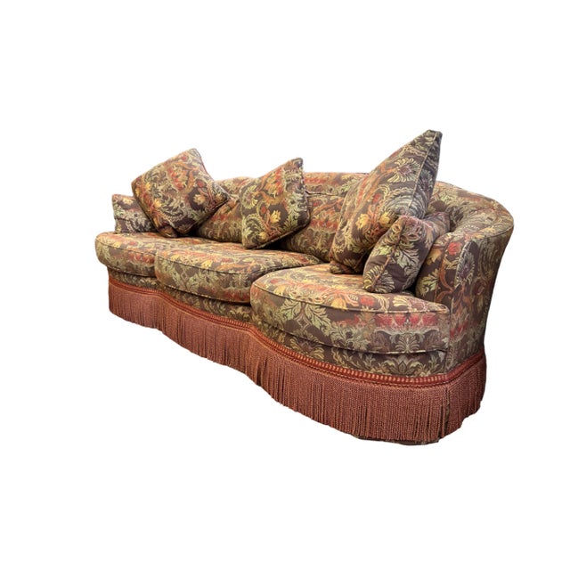 Traditional Vanguard Furniture Scalloped Edge Three Seat Sofa For Sale - Image 3 of 12