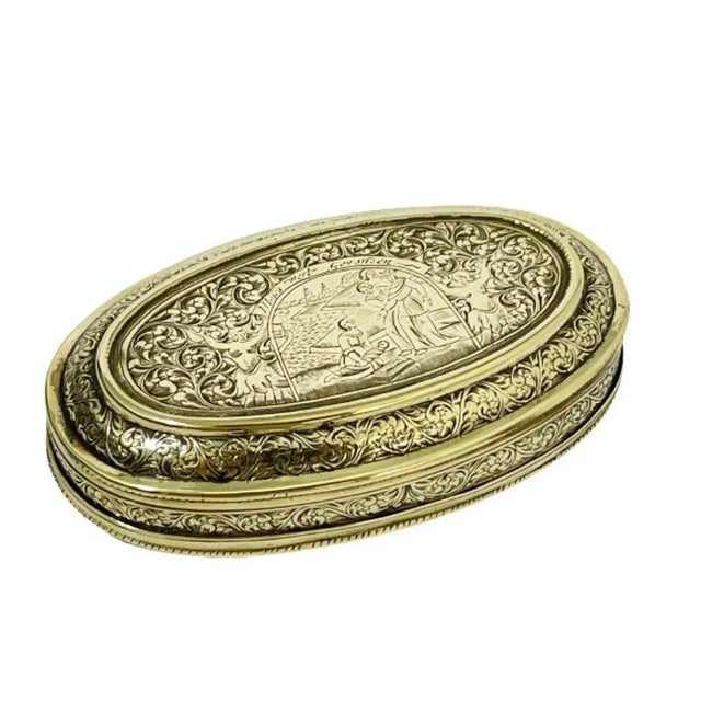 18th century Dutch copper tobacco box 18th century copper tobacco box in oval shape with rims. Engraved with Biblical...