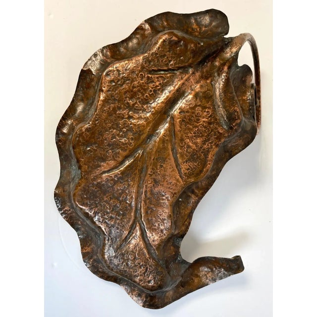 Early 20th Century Austrian Secessionist Hand-Forged Copper Leaf Motif Bowl/Vide-Poche For Sale In West Palm - Image 6 of 13