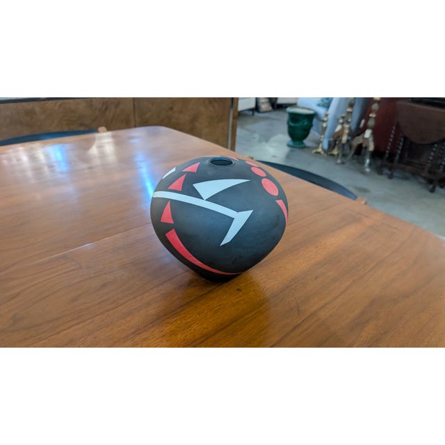 1990s Modernist Pottery For Sale - Image 15 of 17