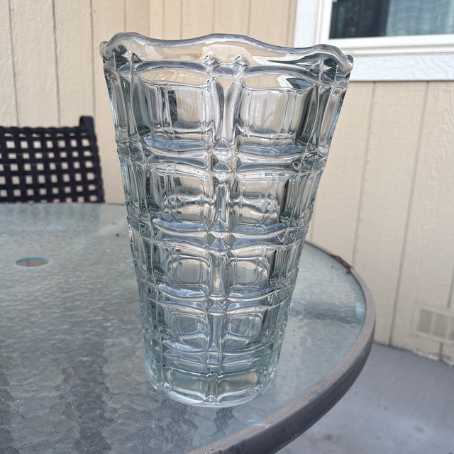 Mid 20th Century Heavy Glass Geometric Vase by Rudolph Schroter for Sklo Union For Sale - Image 4 of 5