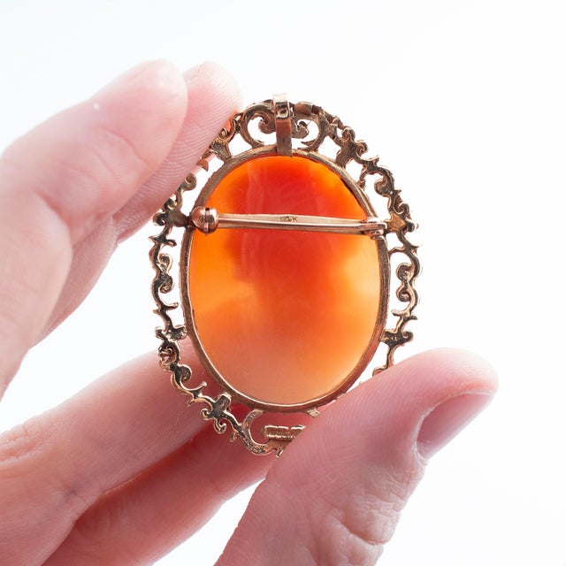 Traditional Early 20th Century 14k Ornate Shell Cameo Brooch For Sale - Image 3 of 3