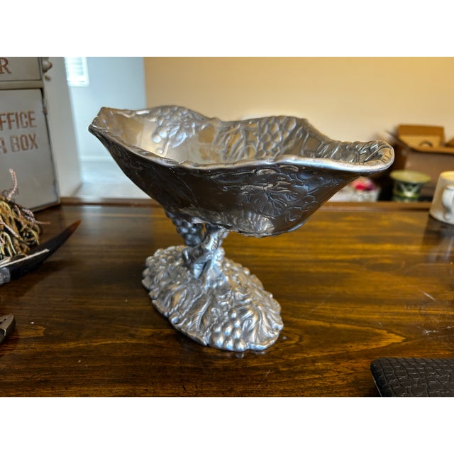 Arthur Court timeless style and elegance. Footed pedestal oval bowl, grapes and leaves pattern. Bowl is 7 1/2' Tall x 14...