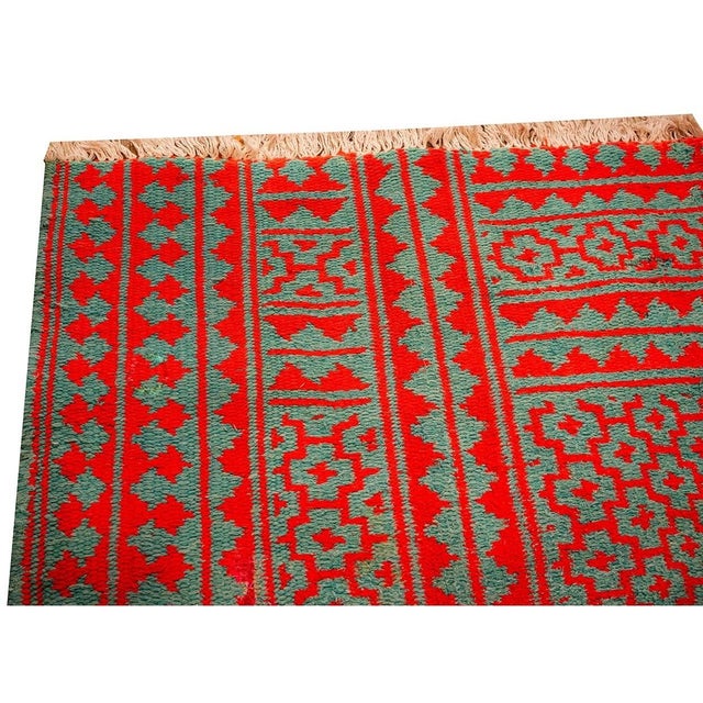1950s 1950s Small Green Red Modern Geometric Cotton Vintage Textile Knotted Ziloo Rug For Sale - Image 5 of 8