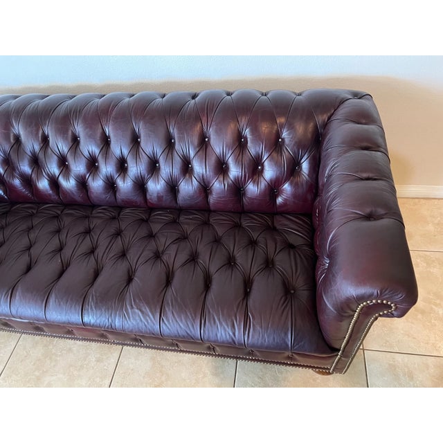 Schafer Brothers 1990s Chesterfield Sofa Schafer Brothers Fine Leather Rolled Arms Tufted Seat Bordeaux For Sale - Image 4 of 15
