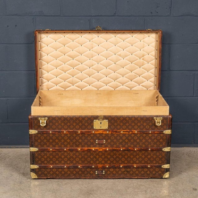 Antique French Trunk in Monogram Canvas from Louis Vuitton, 1910 For Sale - Image 9 of 18