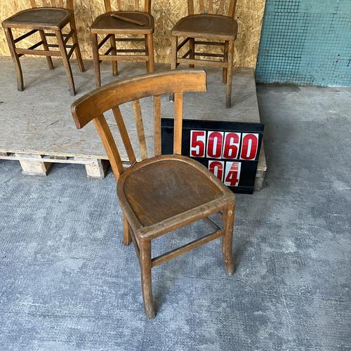 Seat Height: 45cm Workshop Report: Our workshop team inspect every product and carry out any needed repairs to ensure that...