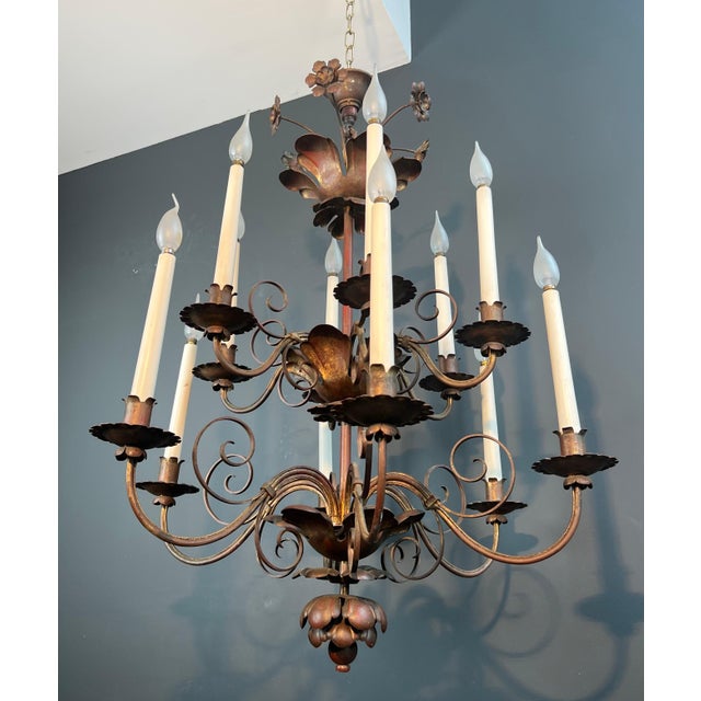 1940s Large 2-tier chandelier in gold metal with 12 lights in the style of Maison Baguès For Sale - Image 12 of 12