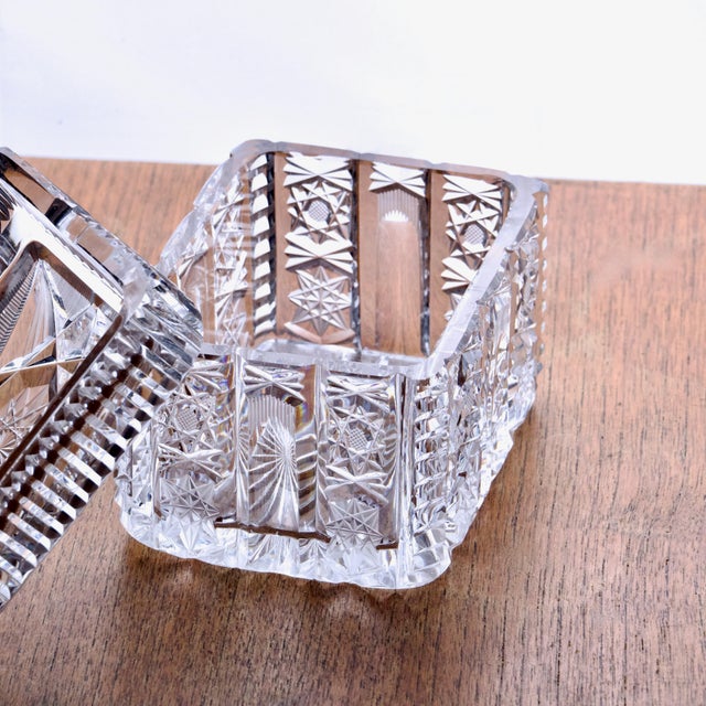 Antique French Crystal Snuffbox, 19th Century For Sale - Image 10 of 15