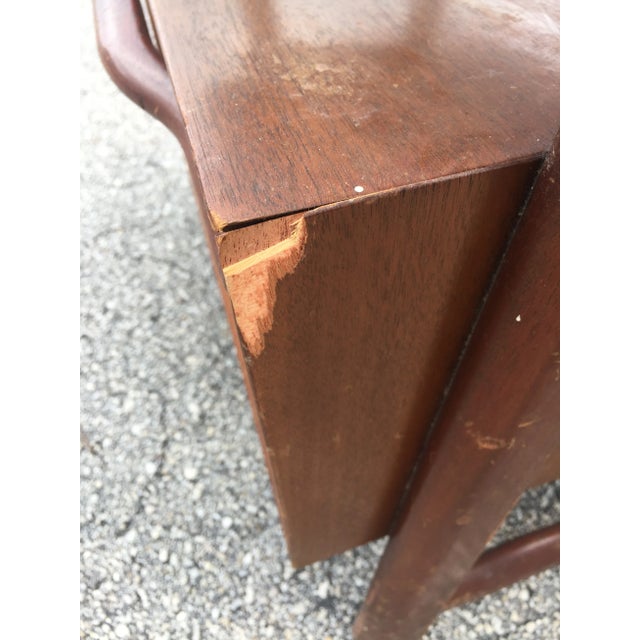 Wood 1950s Mahogany End Table by Hickory Manufacturing For Sale - Image 7 of 9