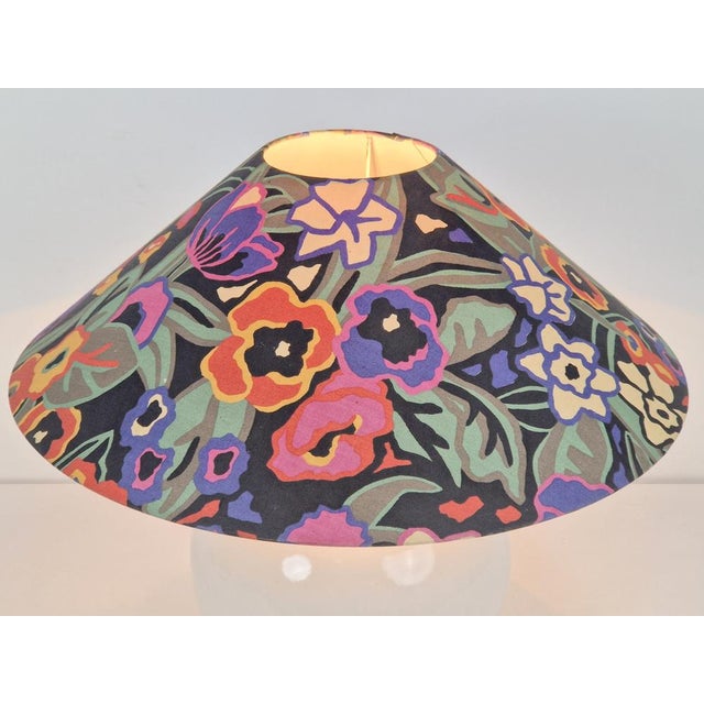 Vintage ceramic sphere table lamp ball white '70 this beautiful sleek table lamp has a standard e27 fitting. This design...