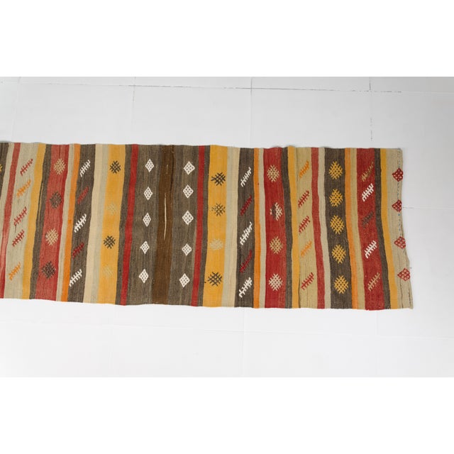 Mid 20th Century Earthy Red, Yellow & Taupe Flatweave Kilim For Sale - Image 4 of 10