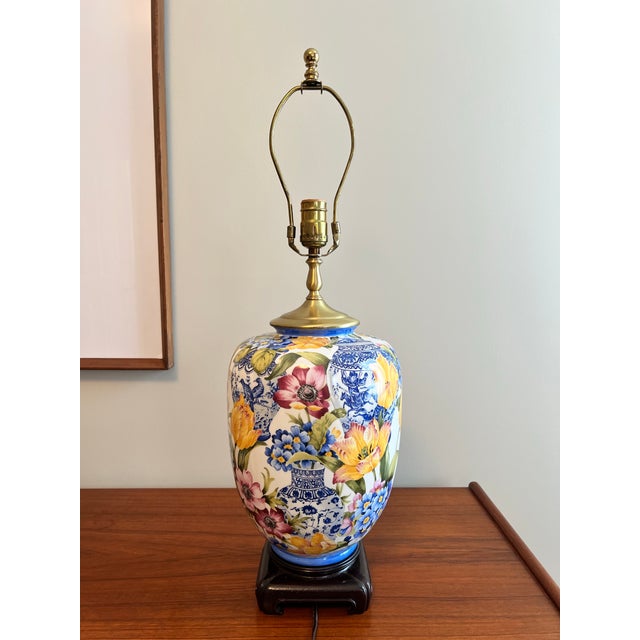 2000 - 2009 Palm Beach Regency Style Ceramic Floral Tulip Table Lamp Blue & White Jar Motif For Sale - Image 5 of 12