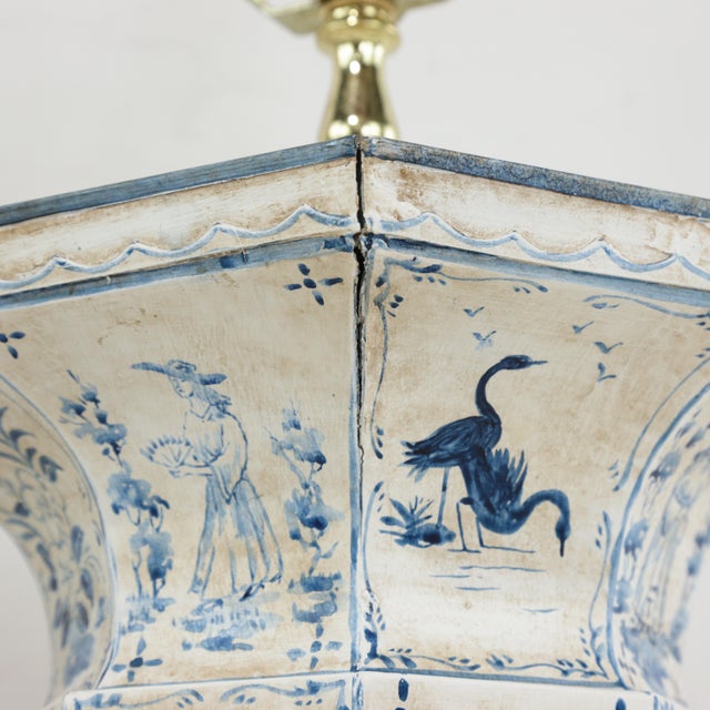 Pair of Vintage Hand-Painted Dutch Blue and White Tile-Style Metal Table Lamp - Octagonal Urn With Pastoral Scenes For Sale - Image 15 of 16