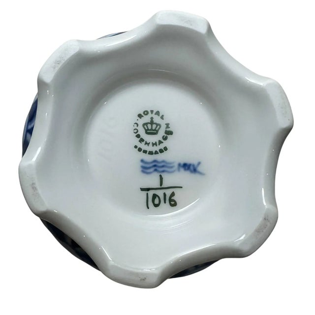 Royal Blue Early 20th Century Royal Copenhagen Blue and White Fluted Full Lace Vase For Sale - Image 8 of 8