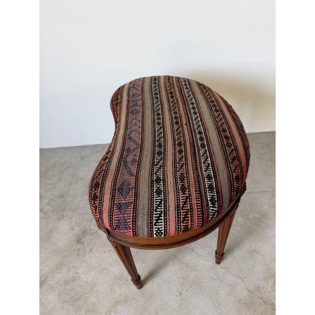 Wood Vintage French Provincial Louis XVI-Style Kidney-Shaped Upholstered Vanity Stool Bench For Sale - Image 7 of 13