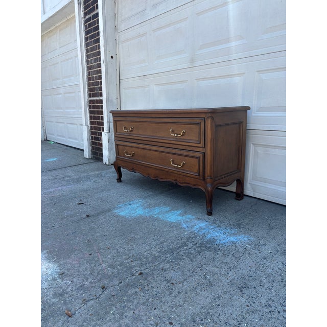 French Provincial Walnut Dresser | Lowboy Chest | Louis XV Style Vintage Wood Dresser | Tv Stand | Traditional Bedroom Storage Furniture For Sale - Image 4 of 12