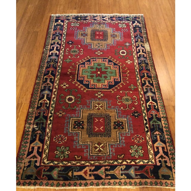 1940s Vintage Oushak Rug: Tribal Medallion Design | 3'5"x5'10" For Sale - Image 5 of 5