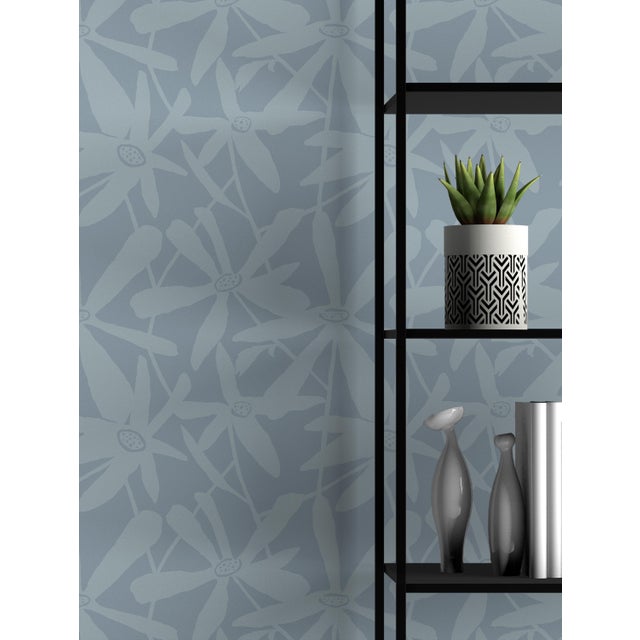 Non-woven fiber-based material with a smooth satin finish. We use the latest digital technology providing the highest...