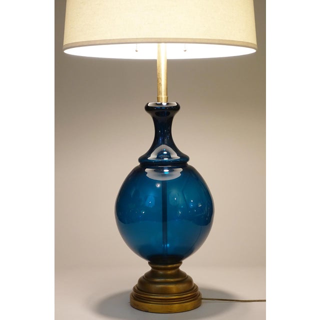 Mid-Century Modern Xlarge Marbro Thick Blown Murano Italy Ultramarine Art Glass Brass Table Lamp 1960's Blenko For Sale - Image 3 of 12