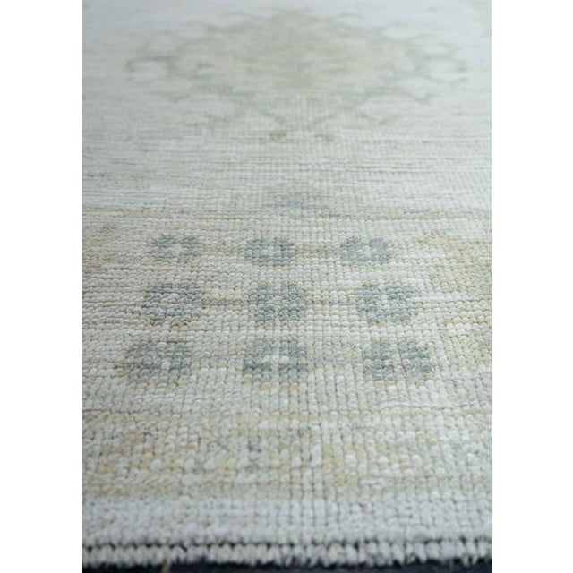 Turkish Turkish Oushak Rug 7'11" x 9'10" #20270 For Sale - Image 3 of 8