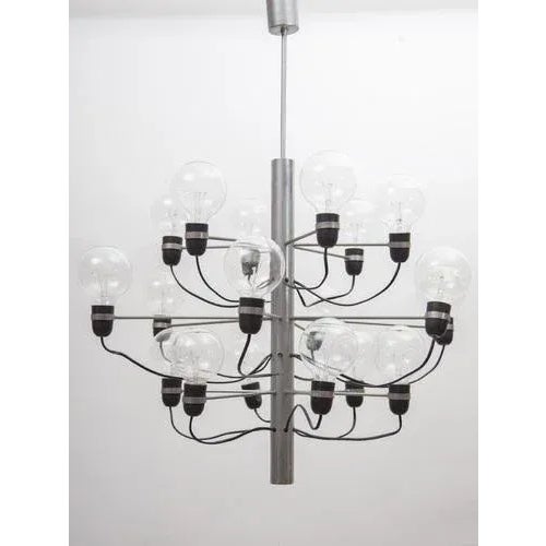 Large Mid-Century Chrome 2097/18 Chandelier attributed to Gino Sarfatti for Flos, 1980 For Sale - Image 6 of 10