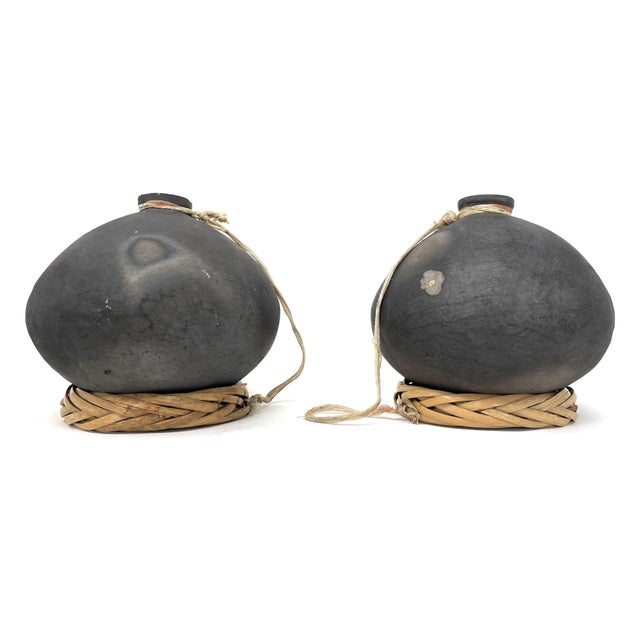 1950s Pair of Black Oaxacan Mezcal Jars From Mexico - 5" H X 5.5" Diam. For Sale - Image 4 of 11