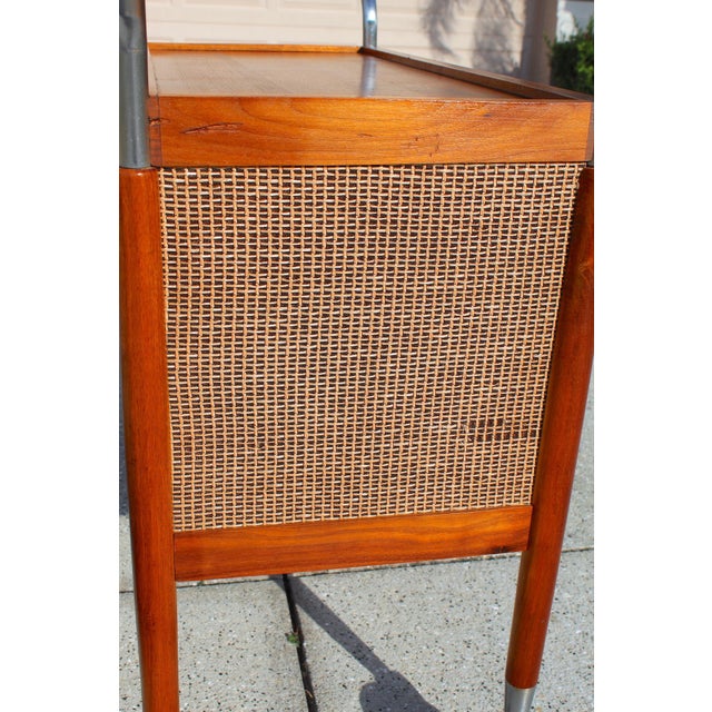 Mid-Century Modern Teak Rolling Bar Cart / Serving Trolley With Chrome Handles For Sale - Image 11 of 12