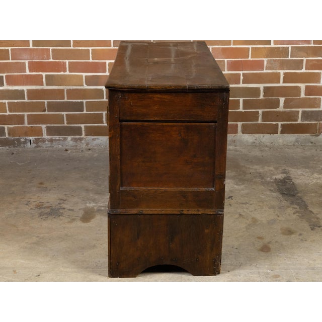 Small English Georgian Period 18th Century Oak Buffet with Carved Arching Motifs For Sale - Image 10 of 12