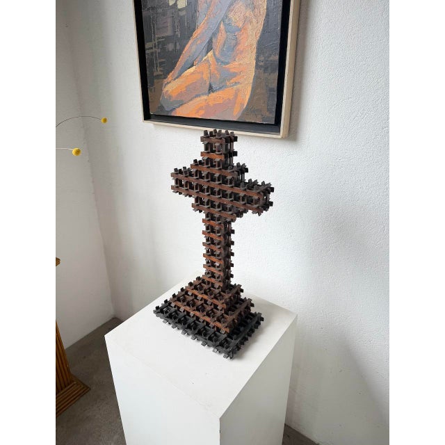 Tramp Art Crucifix Sculpture, 1900s For Sale - Image 17 of 18