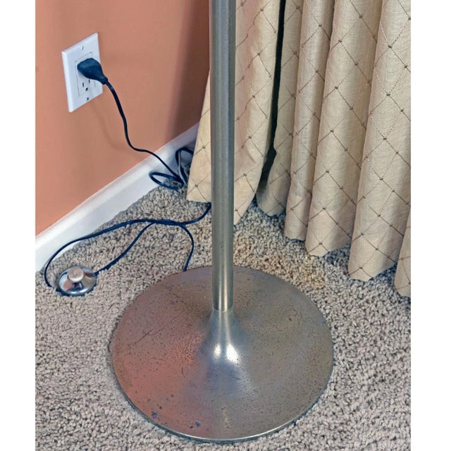 Tulip Base "Bud Grande" Flash Floor Lamp by Harvey Guzzini for Meblo For Sale - Image 11 of 11