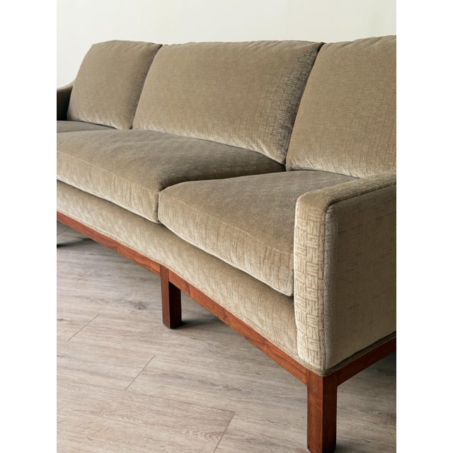 Mid 20th Century Mid-Century Curved Sofa in Sage Green Graphic Cut Mohair For Sale - Image 5 of 12