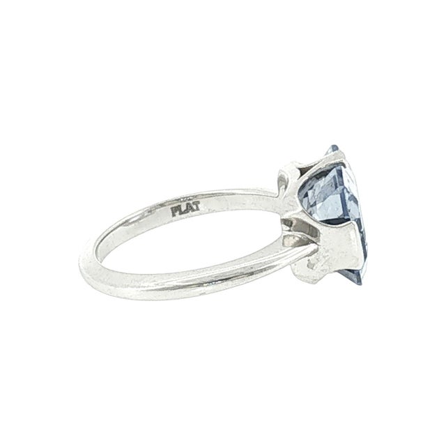 Contemporary Mid-Century Platinum 5 Carat Pastel Blue Sapphire Bar Set Ring, Size 4.75 For Sale - Image 3 of 4