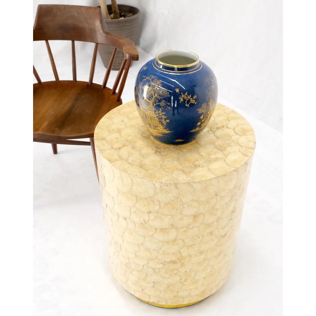 1970s Round Drum Shape Decorative Abalone Mother of Pearl Inlay Side Table For Sale - Image 4 of 13