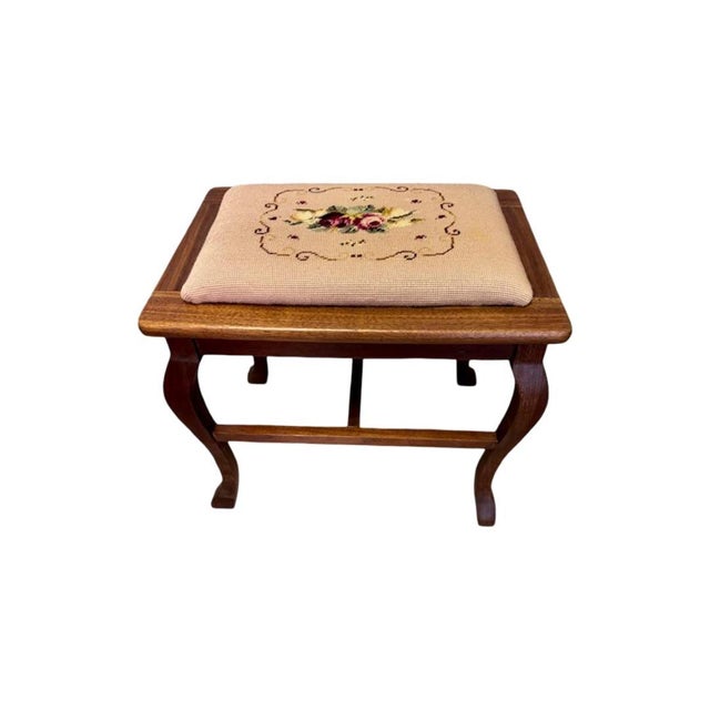 Antique Circa 1920's Queen Ann Style Vanity With Triptych Mirror and Bench For Sale - Image 16 of 17