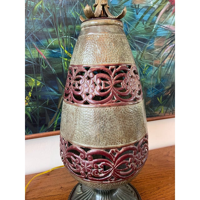 Hollywood Regency John Richard Pierced Red and Hammered Metal Urn Form Table Lamp 29” For Sale - Image 3 of 12