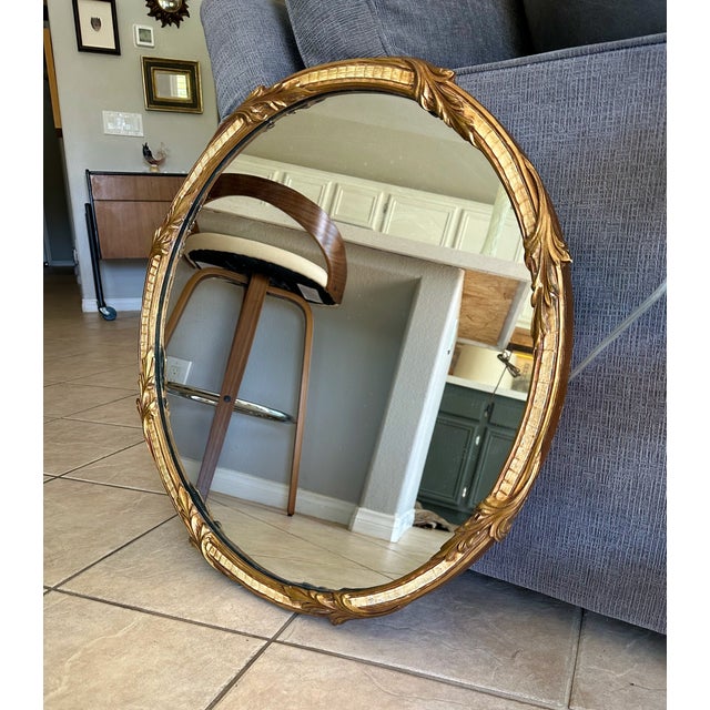 Gold 1930s Round French Rococo Style Giltwood Wall Mirror For Sale - Image 8 of 17