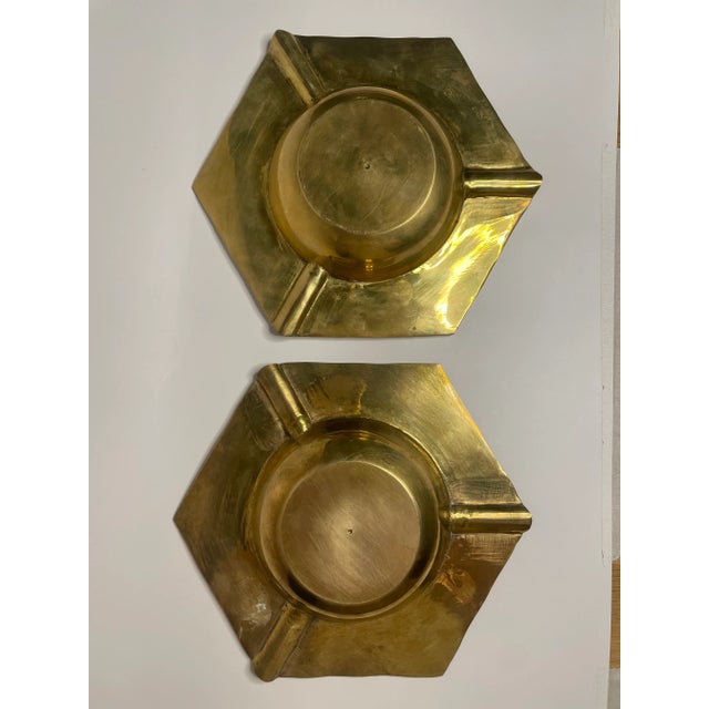 Vintage Hollywood Regency Hexagon Soild Brass Catchall/Ashtray, a Pair For Sale In Houston - Image 6 of 10