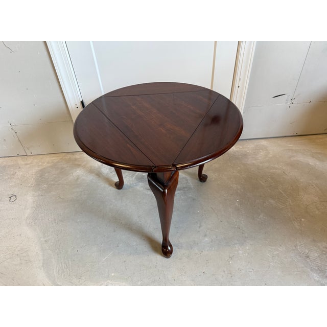 Vintage Queen Anne Style Solid Wood Drop Leaf Handkerchief Side Table For Sale - Image 14 of 17