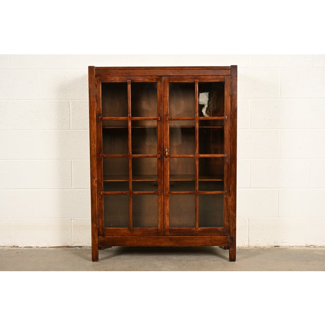 Stickley Brothers Style Antique Mission Oak Arts & Crafts Bookcase Cabinet, Circa 1910 For Sale - Image 13 of 13