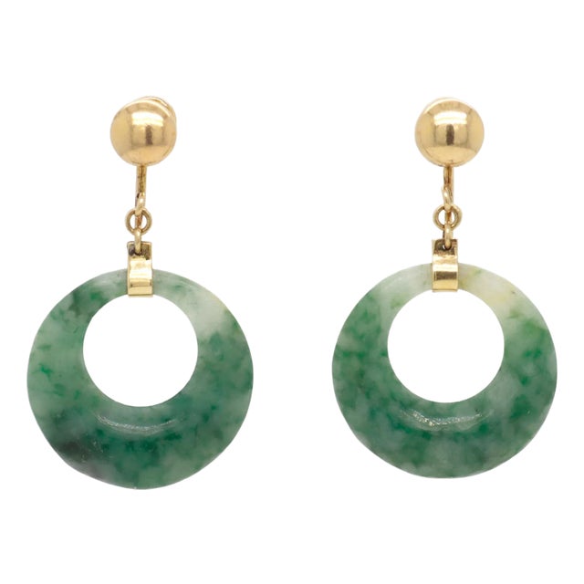 Pair of Vintage 14k Yellow Gold and Spinach Jade Hoop Screw Back Earrings For Sale